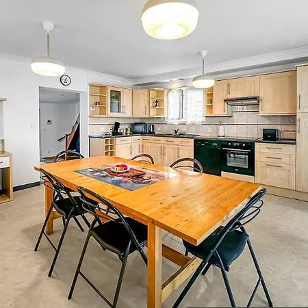 Maison Conviviale - Proche Aéroport Roissy 3* Drancy